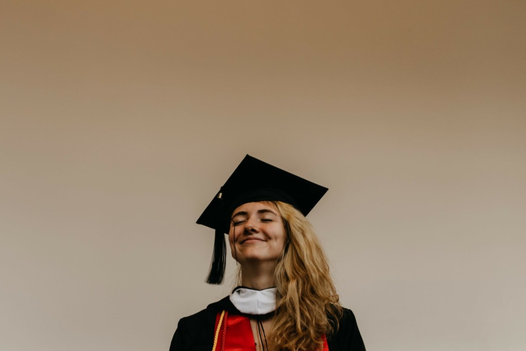 Graduation Outfits on a Student Budget - Glide